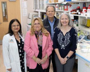 Drs. Dietrich, Bramlett, Sylvia Daunert and Sapna Deo in the lab